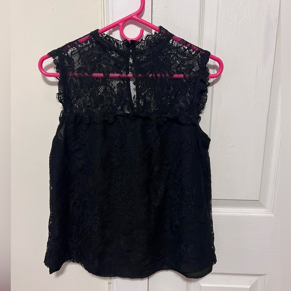 Forever 21 Size Small Lace Shirt - Picture 4 of 5